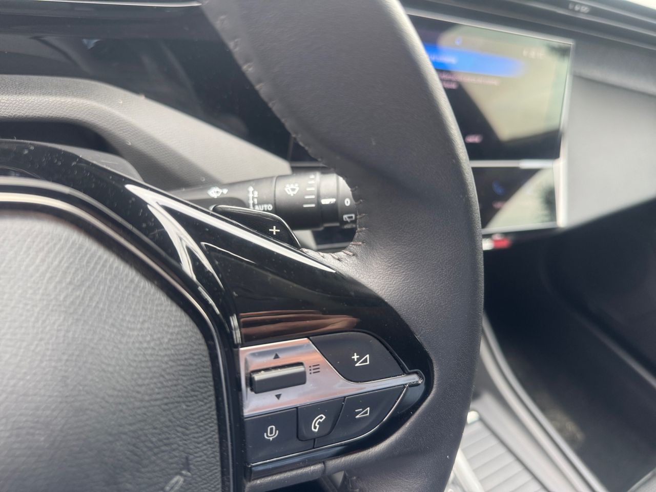 Peugeot 308 SW ALLURE BLUE HDI 130 CV EAT8 - Foto 2