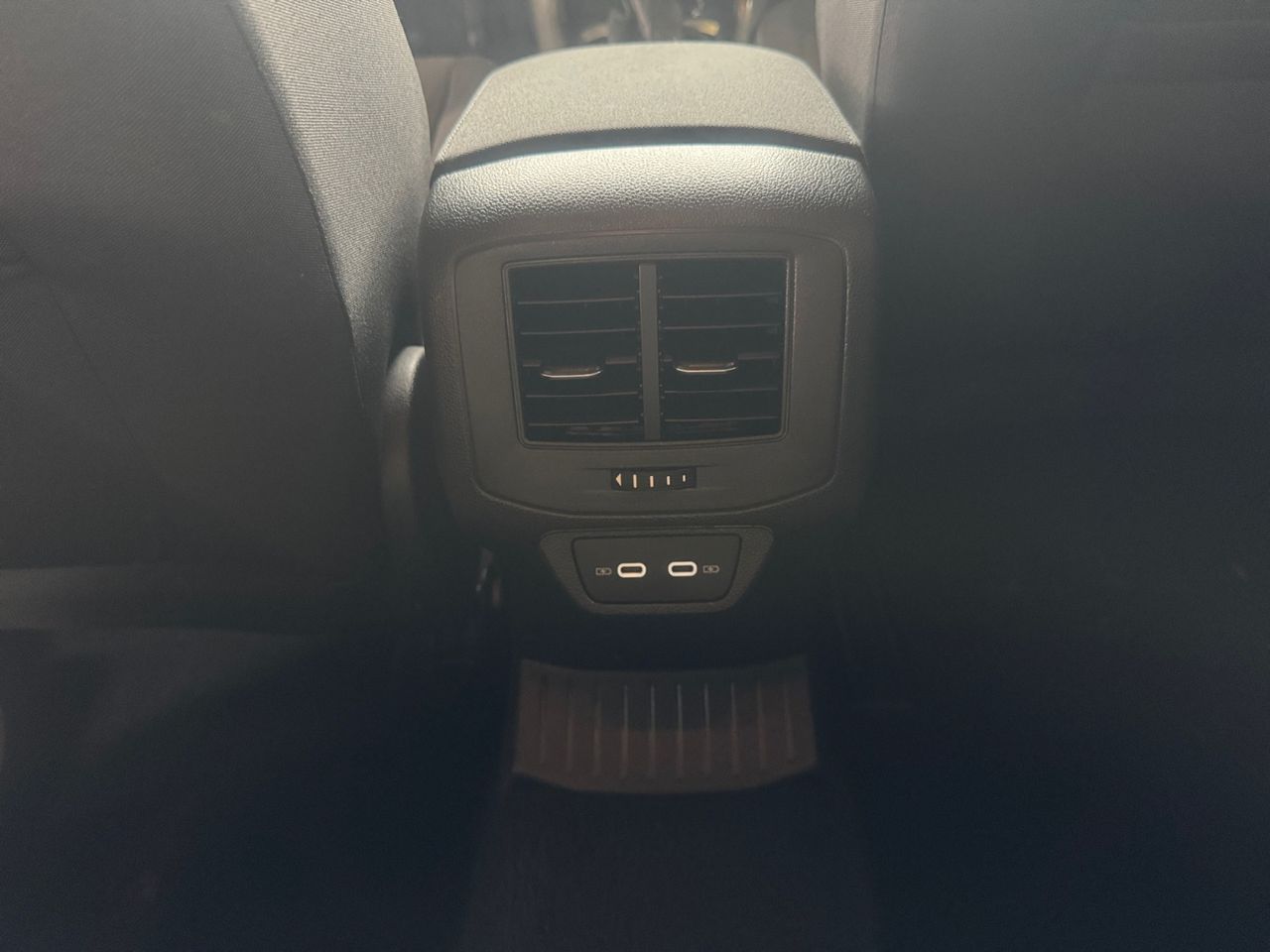 Volkswagen T-Roc ADVANCE 2.0 TDI 110 KW 150 CV DSG - Foto 2