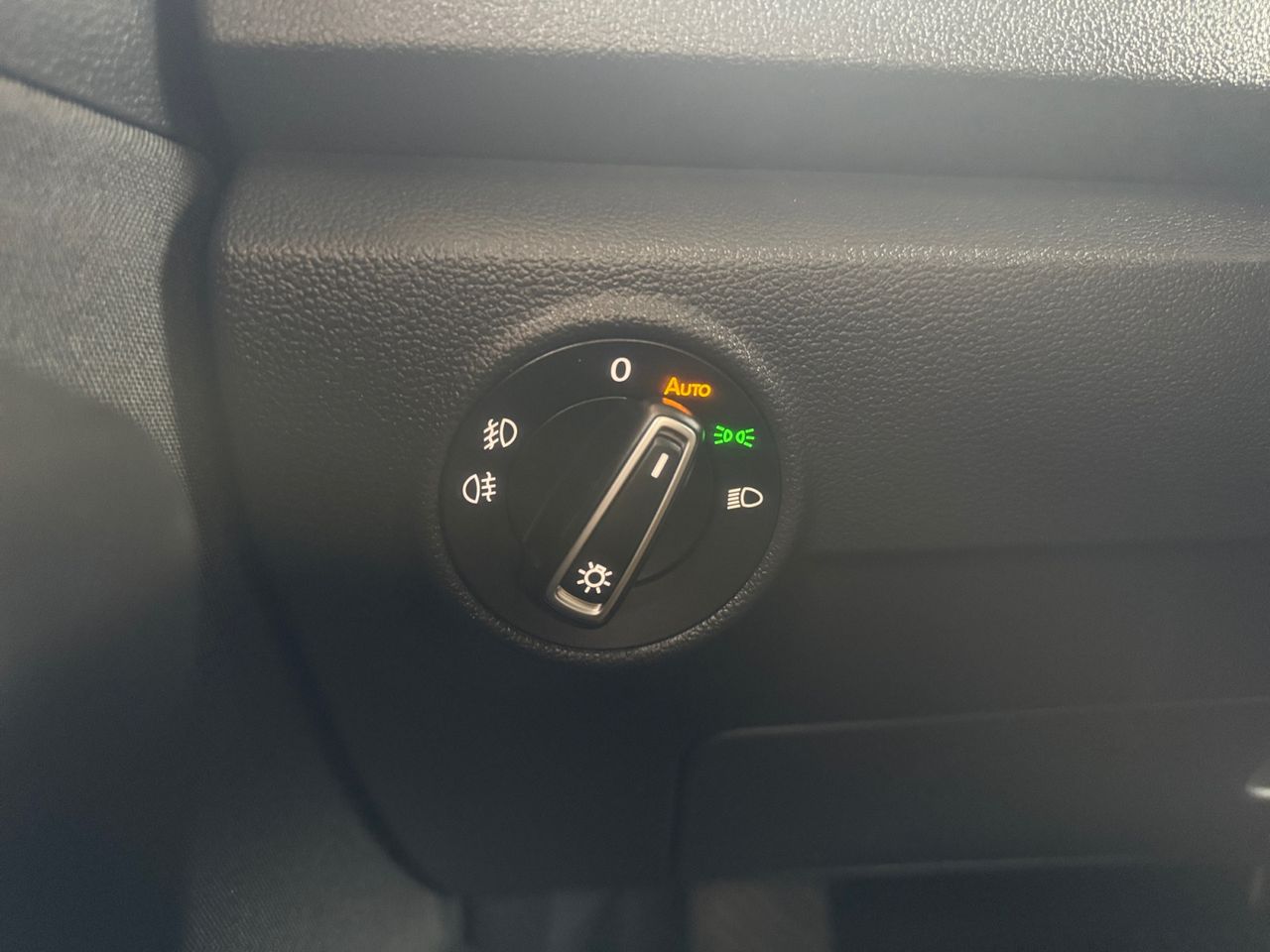 Volkswagen T-Roc ADVANCE 2.0 TDI 110 KW 150 CV DSG - Foto 2