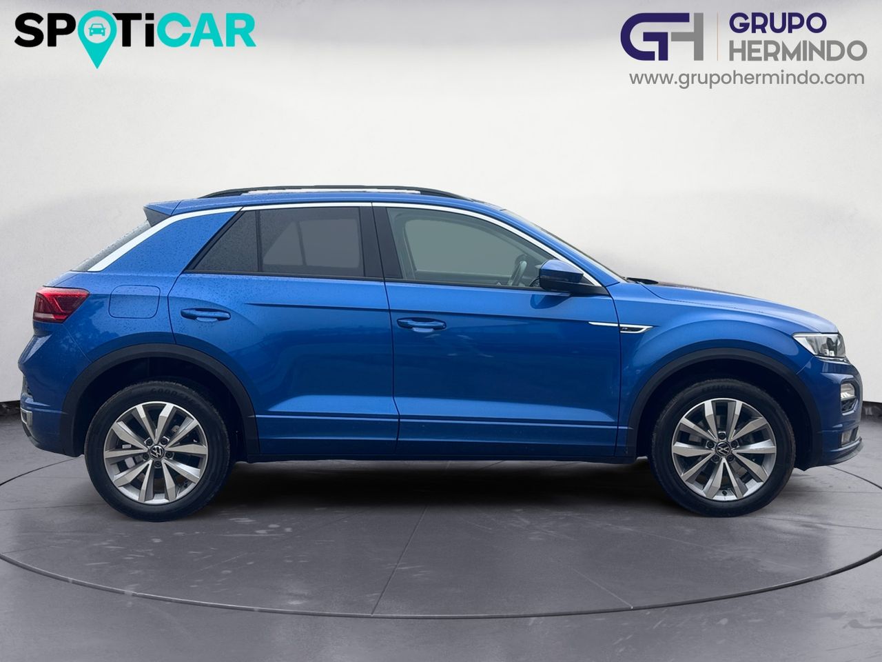Volkswagen T-Roc ADVANCE 1.0 TSI 81 KW 110 CV - Foto 2