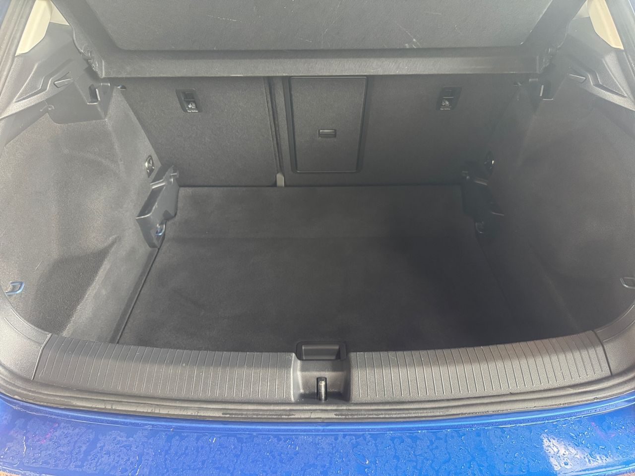 Volkswagen T-Roc ADVANCE 1.0 TSI 81 KW 110 CV - Foto 2