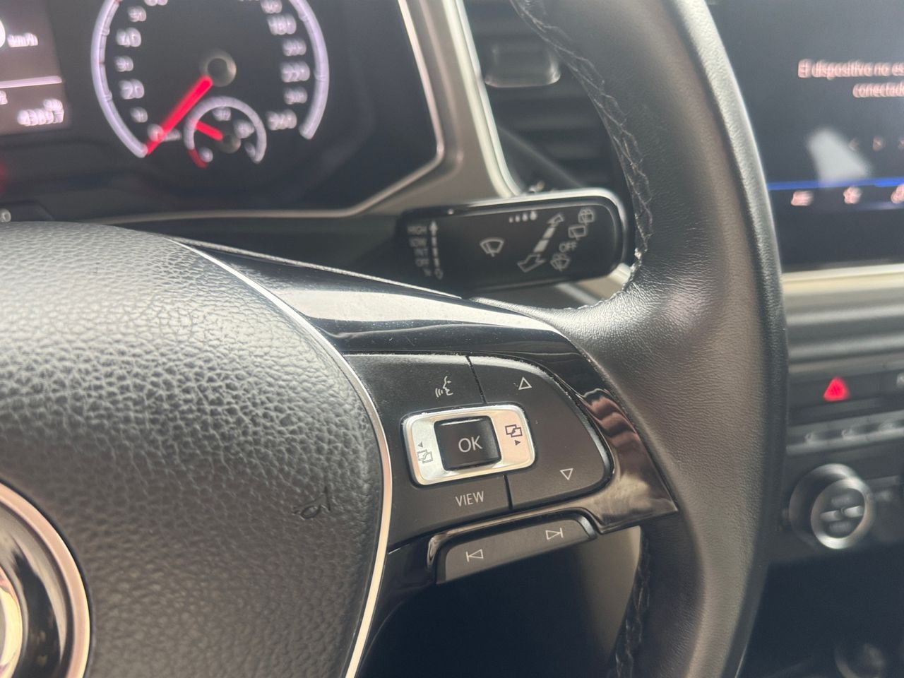 Volkswagen T-Roc ADVANCE 1.0 TSI 81 KW 110 CV - Foto 2