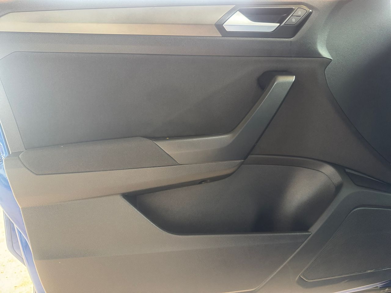 Volkswagen T-Roc ADVANCE 1.0 TSI 81 KW 110 CV - Foto 2