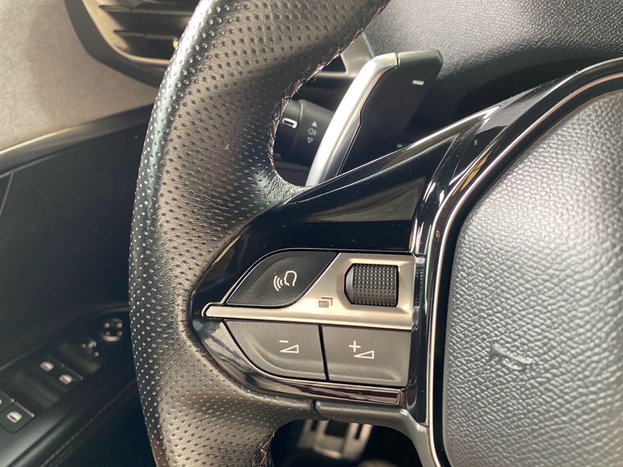 Peugeot 5008 GT BLUE HDI 130 EAT8 - Foto 2