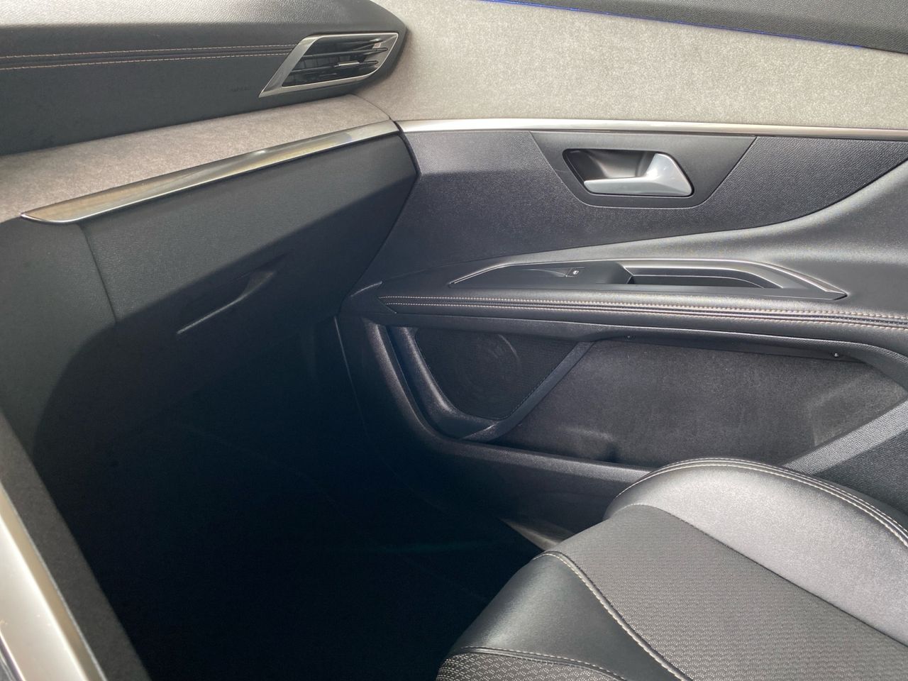 Peugeot 5008 GT BLUE HDI 130 EAT8 - Foto 2