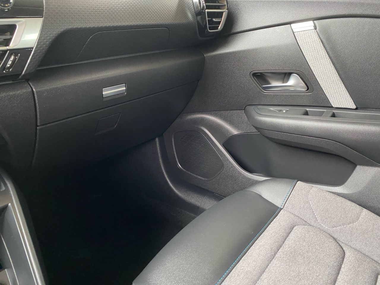 Citroën C4 BLUE HDI 110 CV FEEL PACK - Foto 2