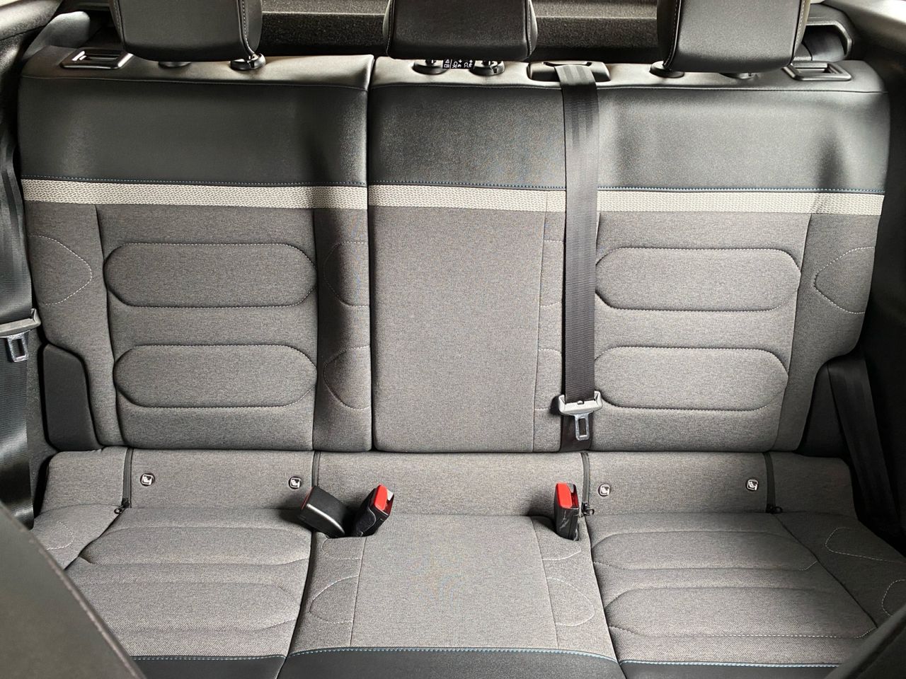 Citroën C4 BLUE HDI 110 CV FEEL PACK - Foto 2