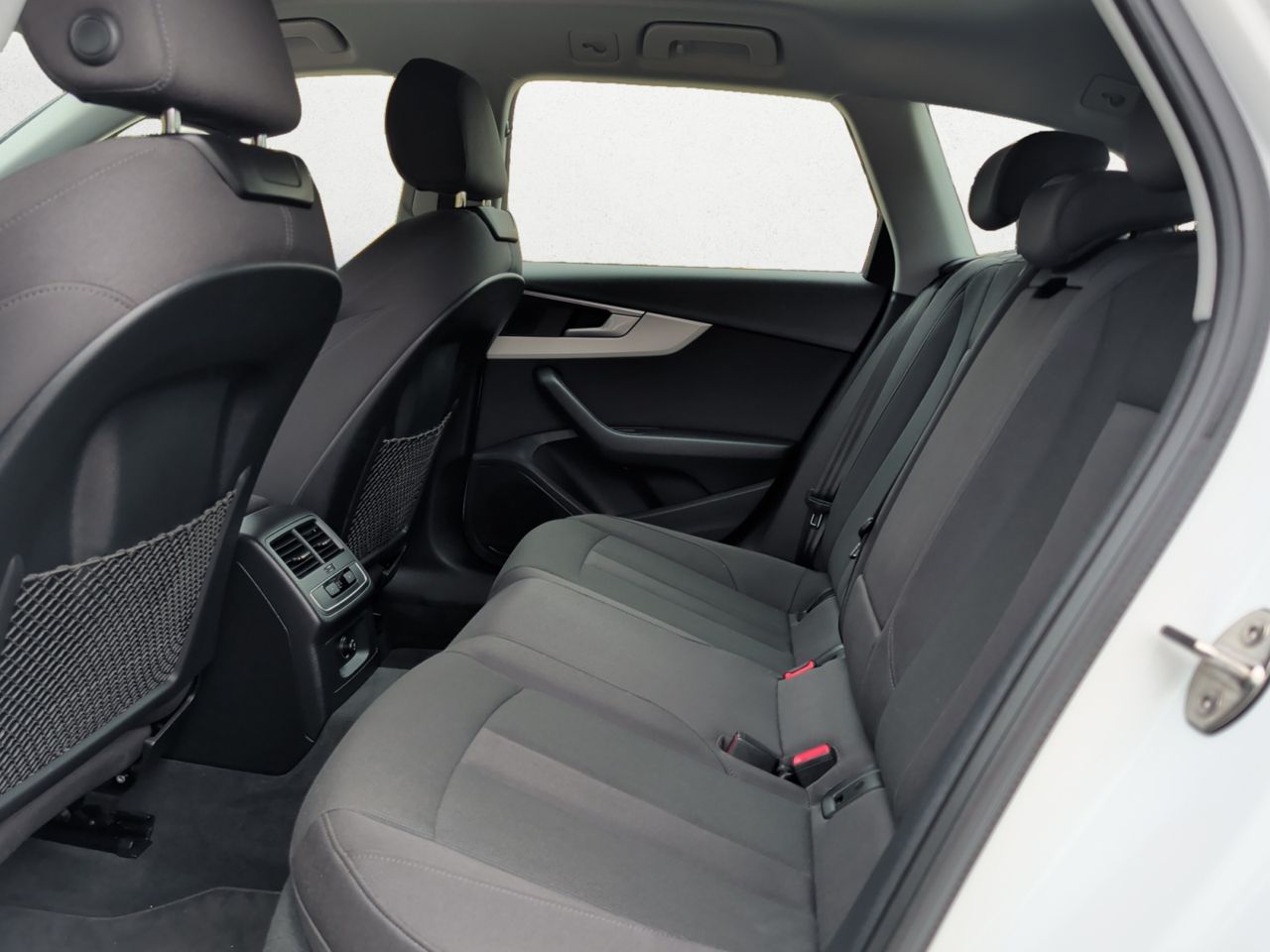 Audi A4 AVANT 40 TDI S LINE QUATTRO S TRONIC - Foto 2