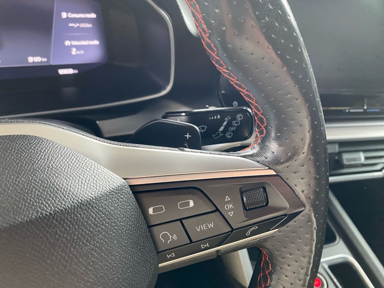 Seat Leon SP 1.5 e TSI DSG SS FR 150 CV - Foto 2