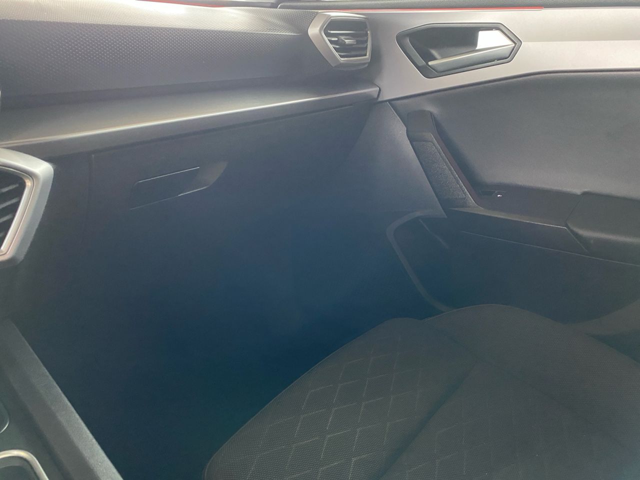 Seat Leon SP 1.5 e TSI DSG SS FR 150 CV - Foto 2