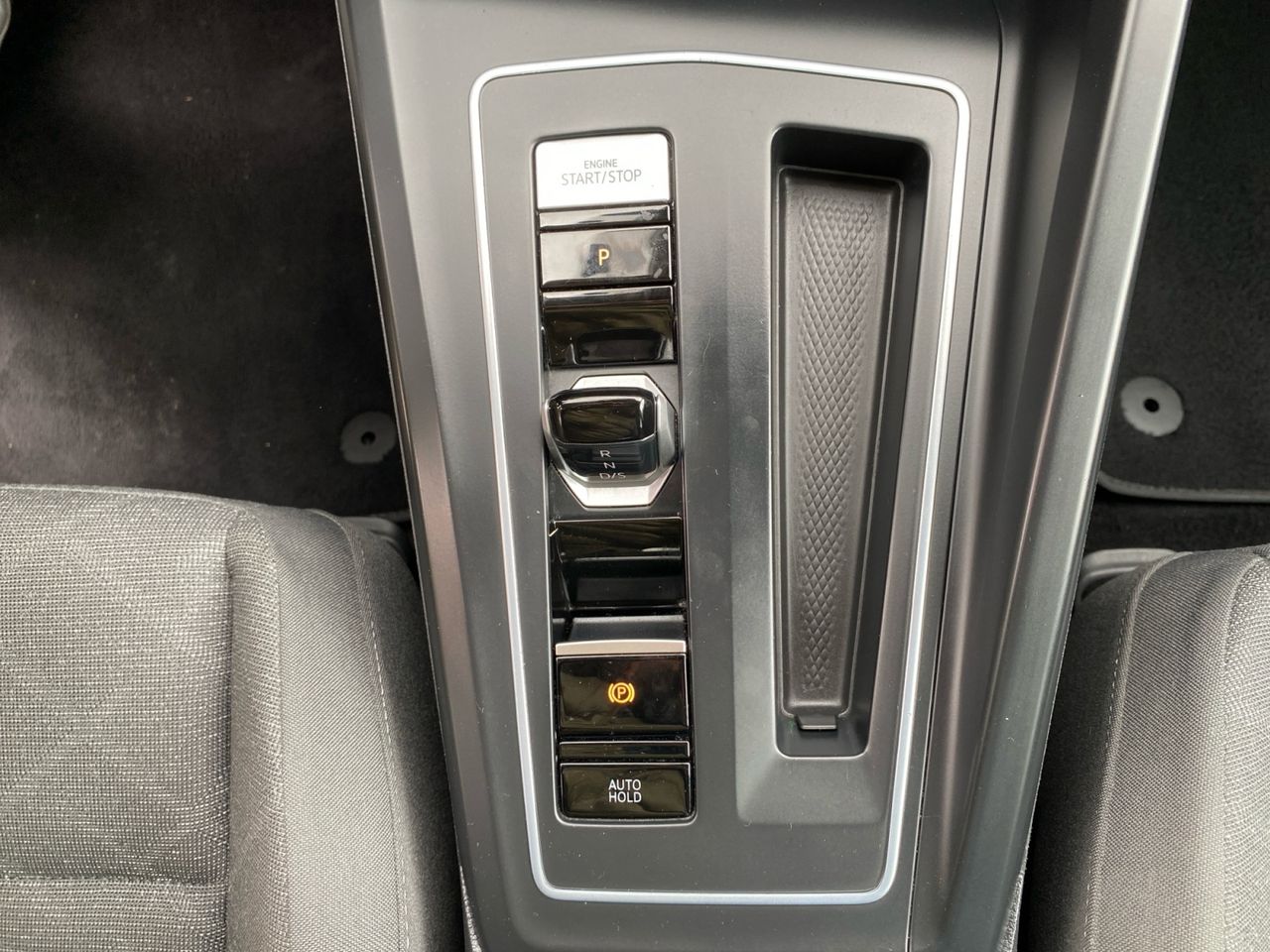 Volkswagen Golf 2.0 TDI 85 KW 115 CV - Foto 2