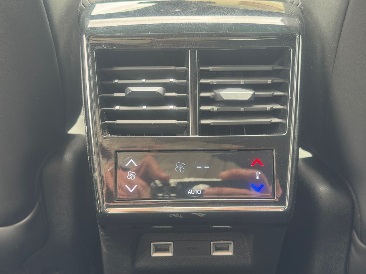 DS DS 7 E TENSE 4X4 300 LA PREMIERE - Foto 2