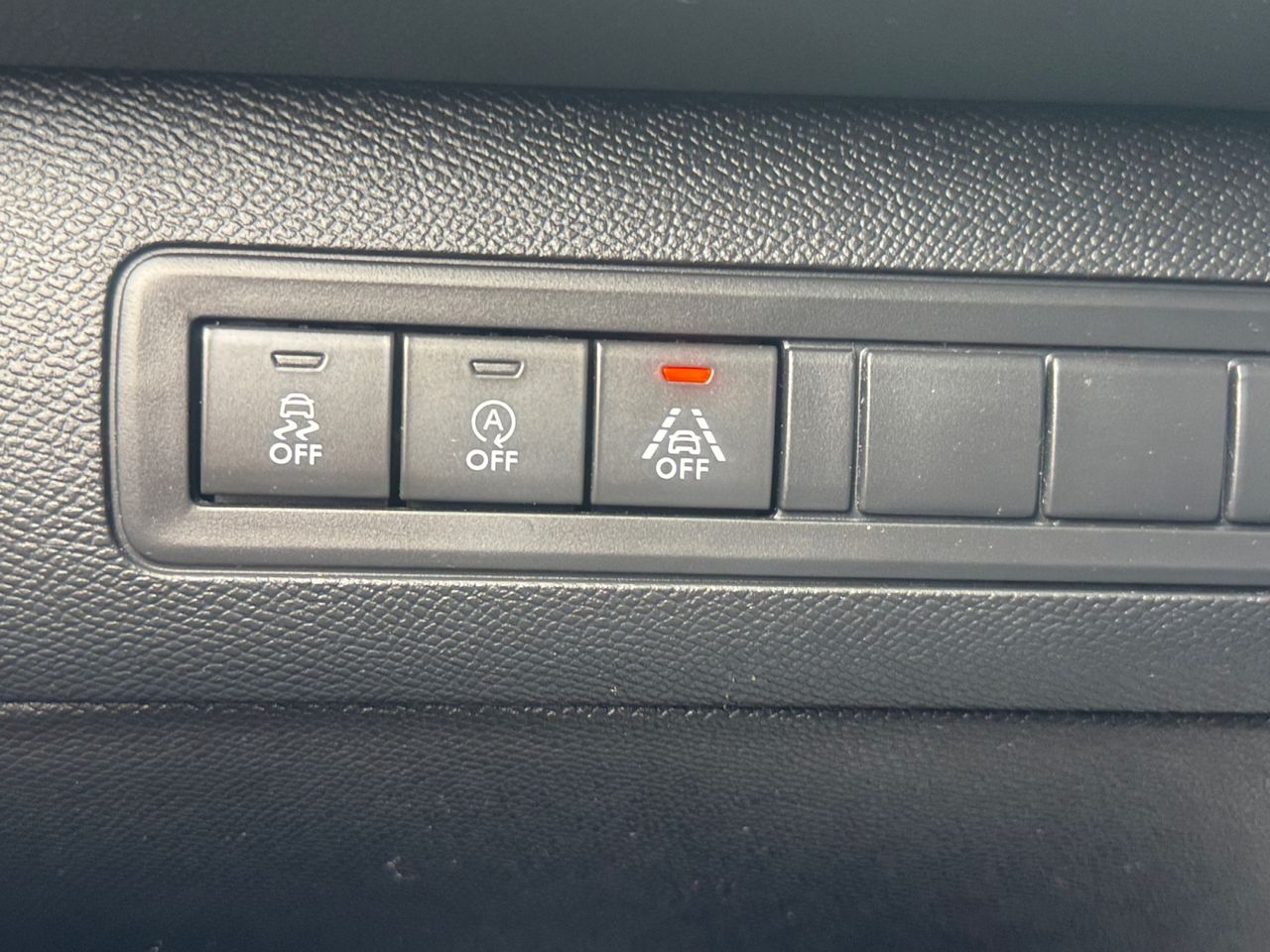 Peugeot 308 GT BLUE HDI 180 CV EAT8 - Foto 2