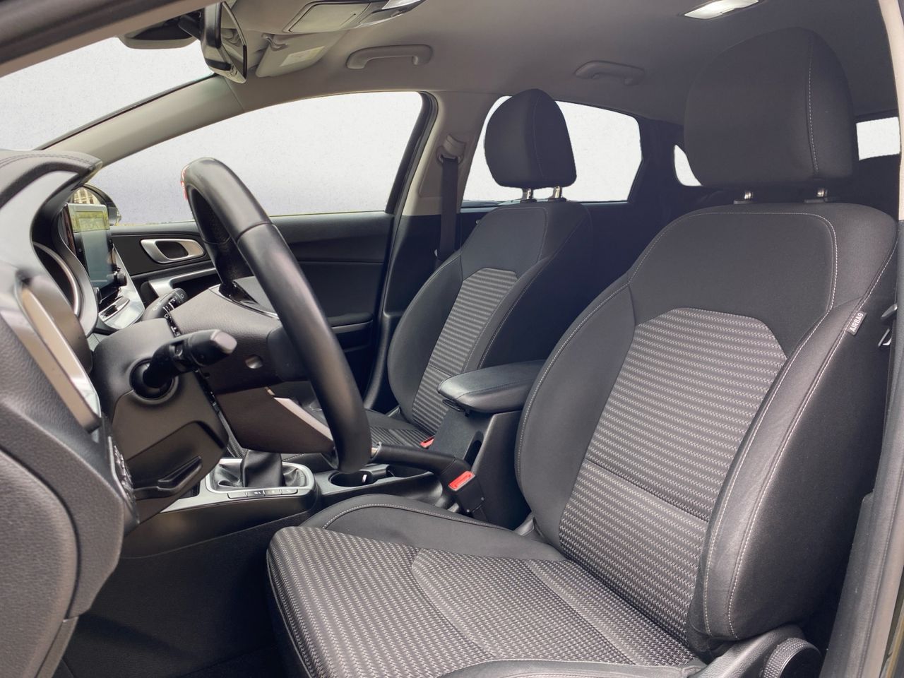 Kia Ceed 1.0 T GDI DRIVE 120 CV - Foto 2