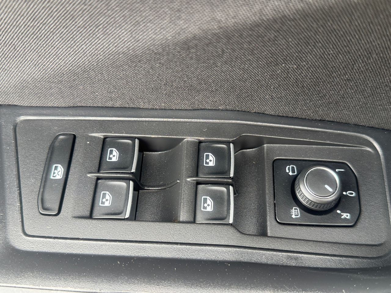 Volkswagen T-Roc 2.0 TDI ADVANCE 115 CV - Foto 2