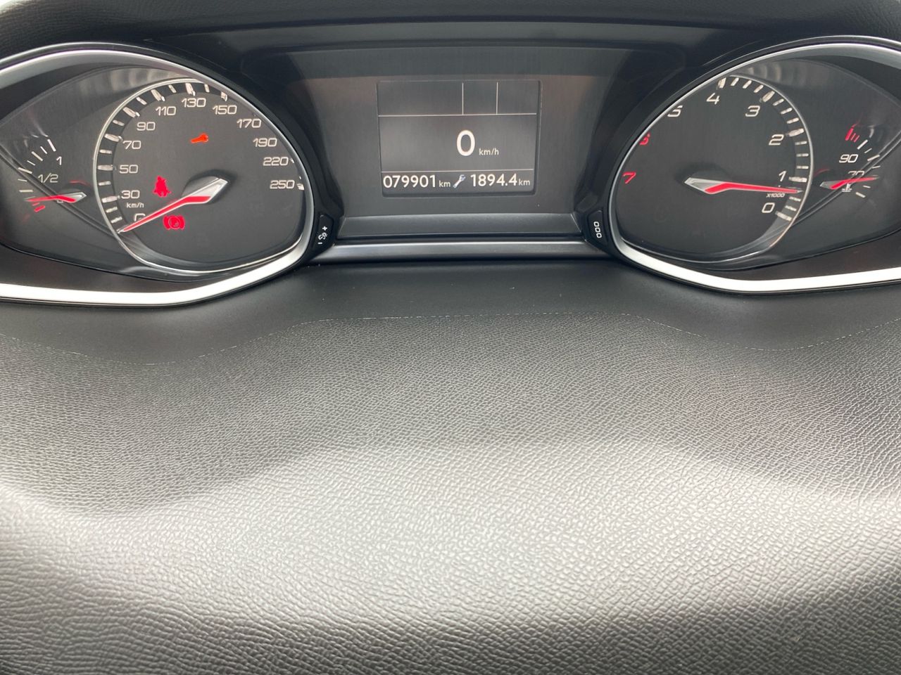 Peugeot 308 SW ALLURE PURE TECH 130 CV - Foto 2