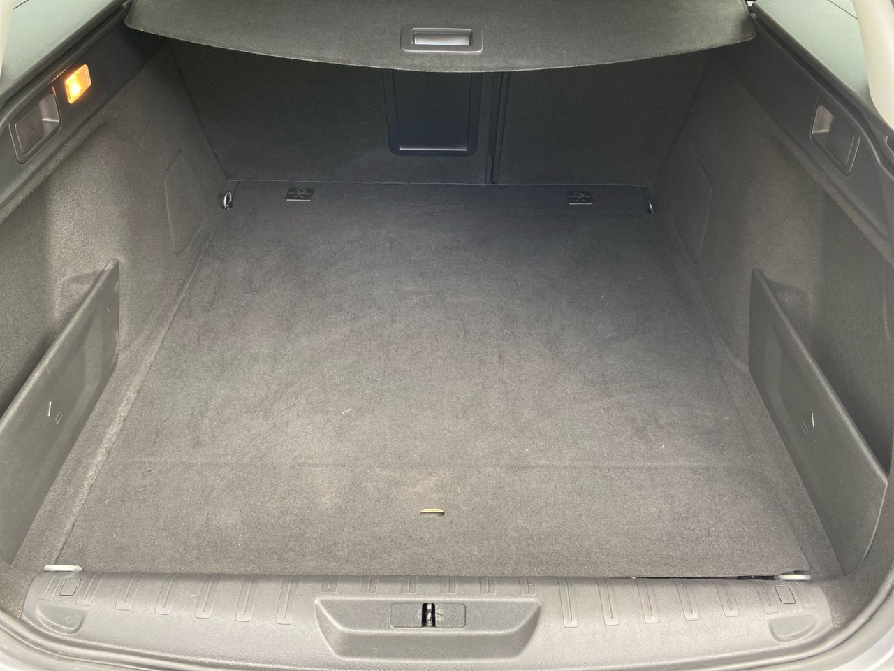 Peugeot 308 SW ALLURE PURE TECH 130 CV - Foto 2