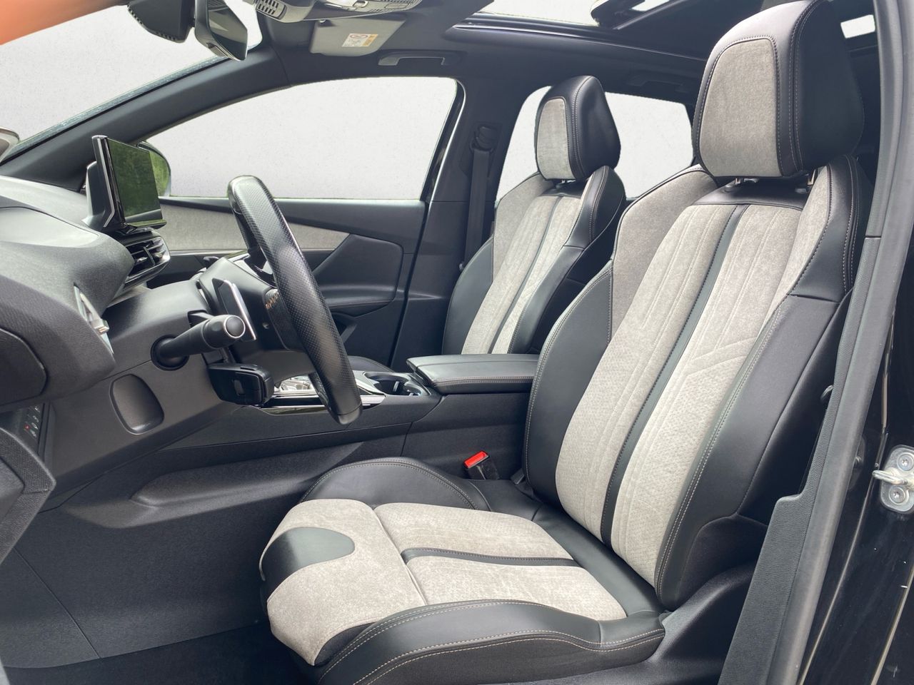 Peugeot 3008 Hybrid GT PACK HYBRID 300 e EAT8 - Foto 2