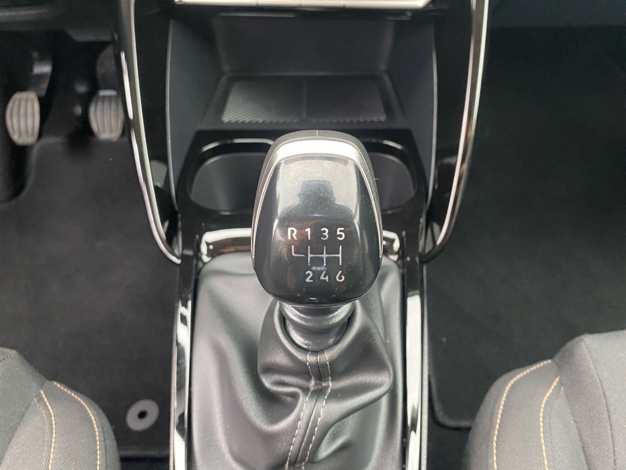 Citroën C3 Aircross TURBO 100 CV PLUS - Foto 2