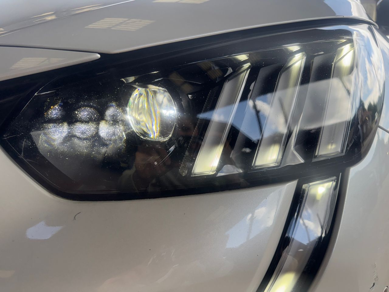 Peugeot 208 GT BLUE HDI 100 CV - Foto 2