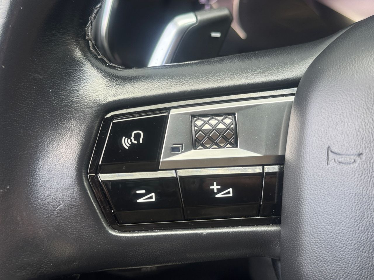 DS DS 7 BLUE HDI 130 CV AUT RIVOLI - Foto 2