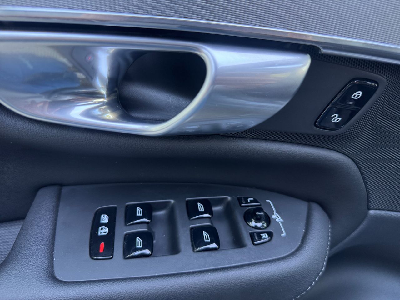 Volvo XC90 2.0 B5 D AWD PLUS DARK - Foto 2