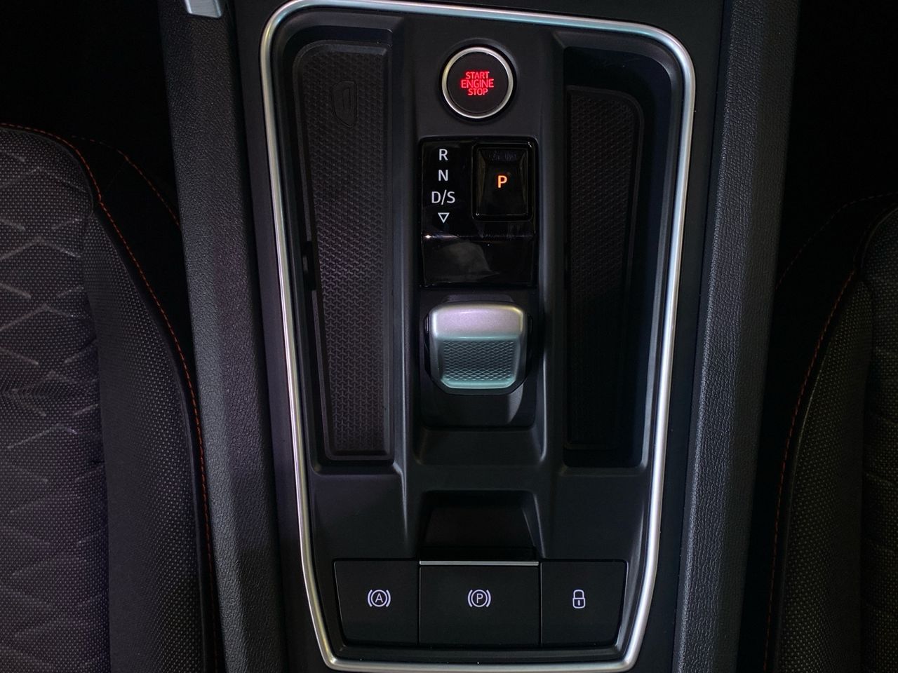 Seat Leon 1.5  eTSI FR DSG 150 CV - Foto 2