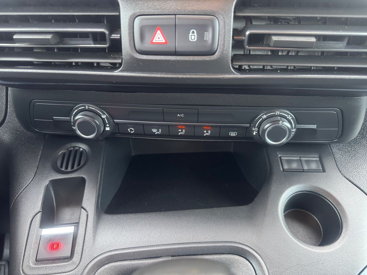 Peugeot Rifter ALLURE BUSINESS STANDARD BLUE HDI 100 CV - Foto 2