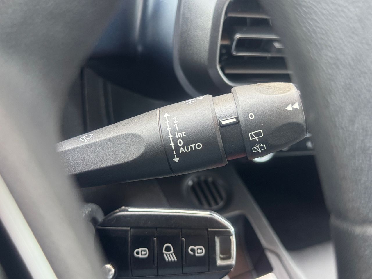 Peugeot Rifter ALLURE BUSINESS STANDARD BLUE HDI 100 CV - Foto 2