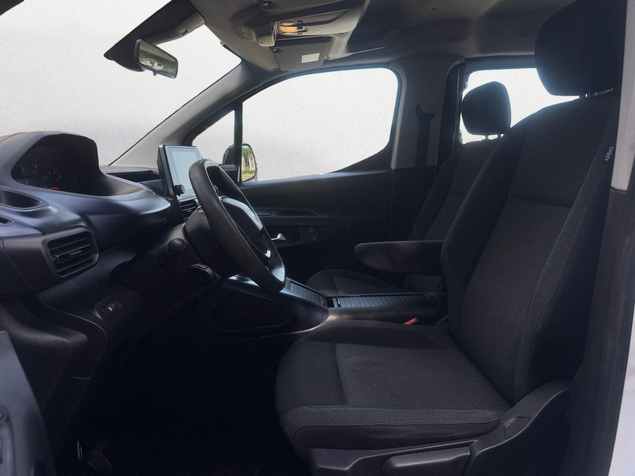 Peugeot Rifter ALLURE BUSINESS STANDARD BLUE HDI 100 CV - Foto 2