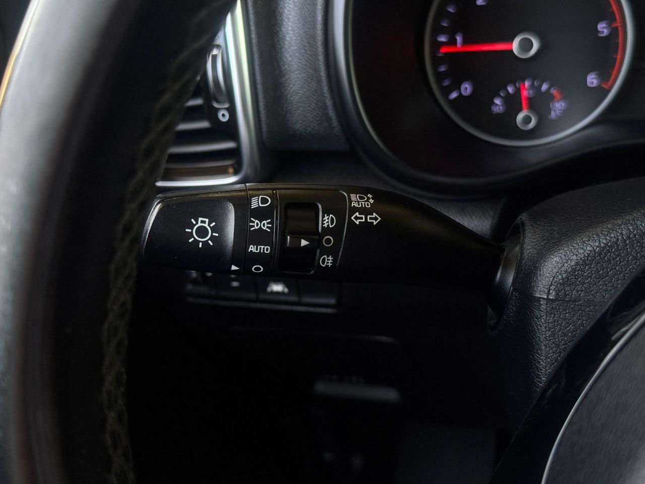 Kia Sportage 1.6 MHEV DRIVE 100 KW 136 CV 4X2 - Foto 2