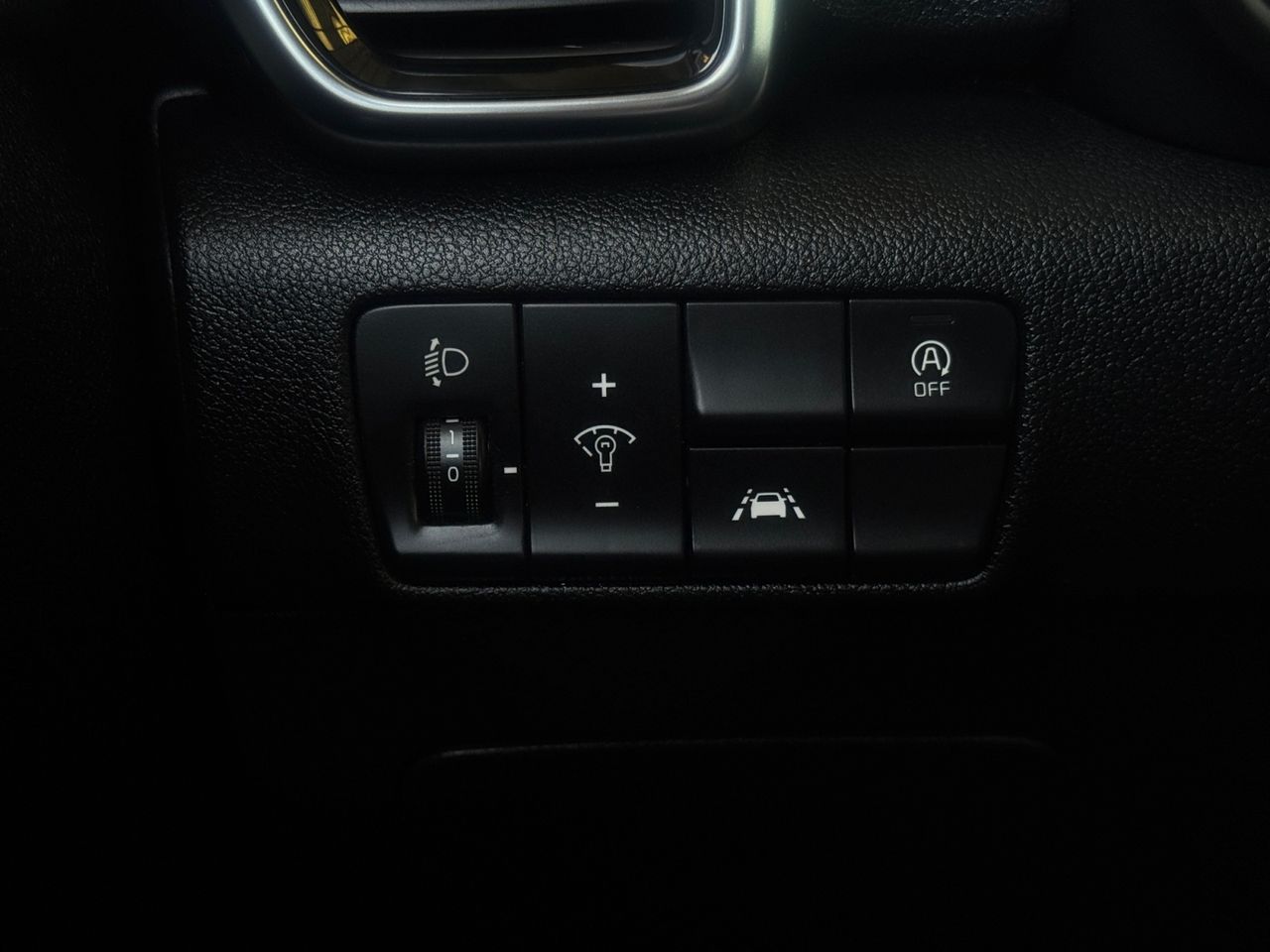 Kia Sportage 1.6 MHEV DRIVE 100 KW 136 CV 4X2 - Foto 2