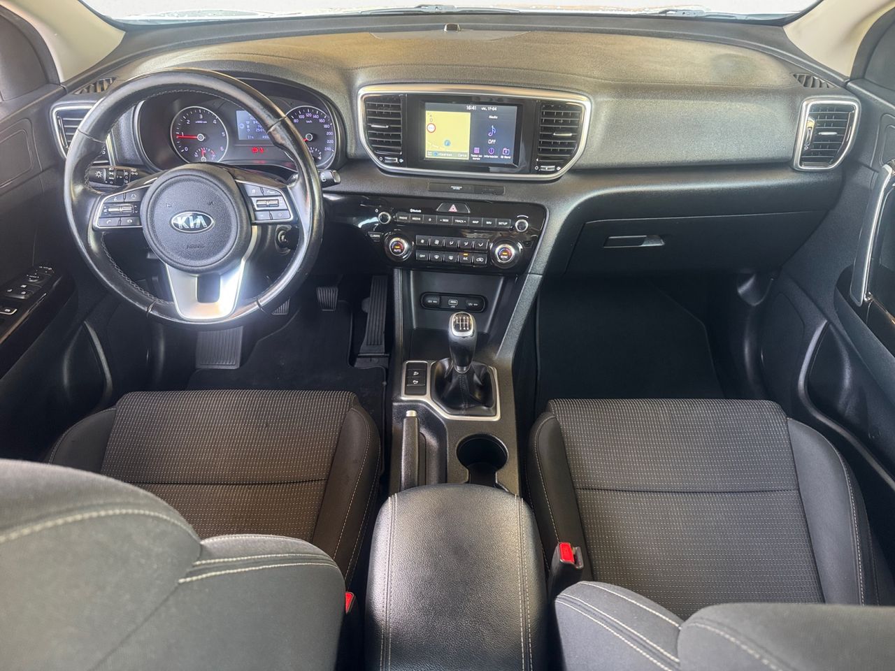 Kia Sportage 1.6 MHEV DRIVE 100 KW 136 CV 4X2 - Foto 2