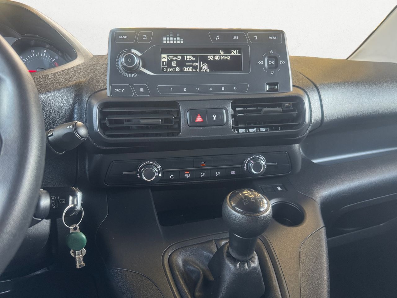 Peugeot Partner PRO STANDARD 600 KG BLUE HDI 100 CV - Foto 2