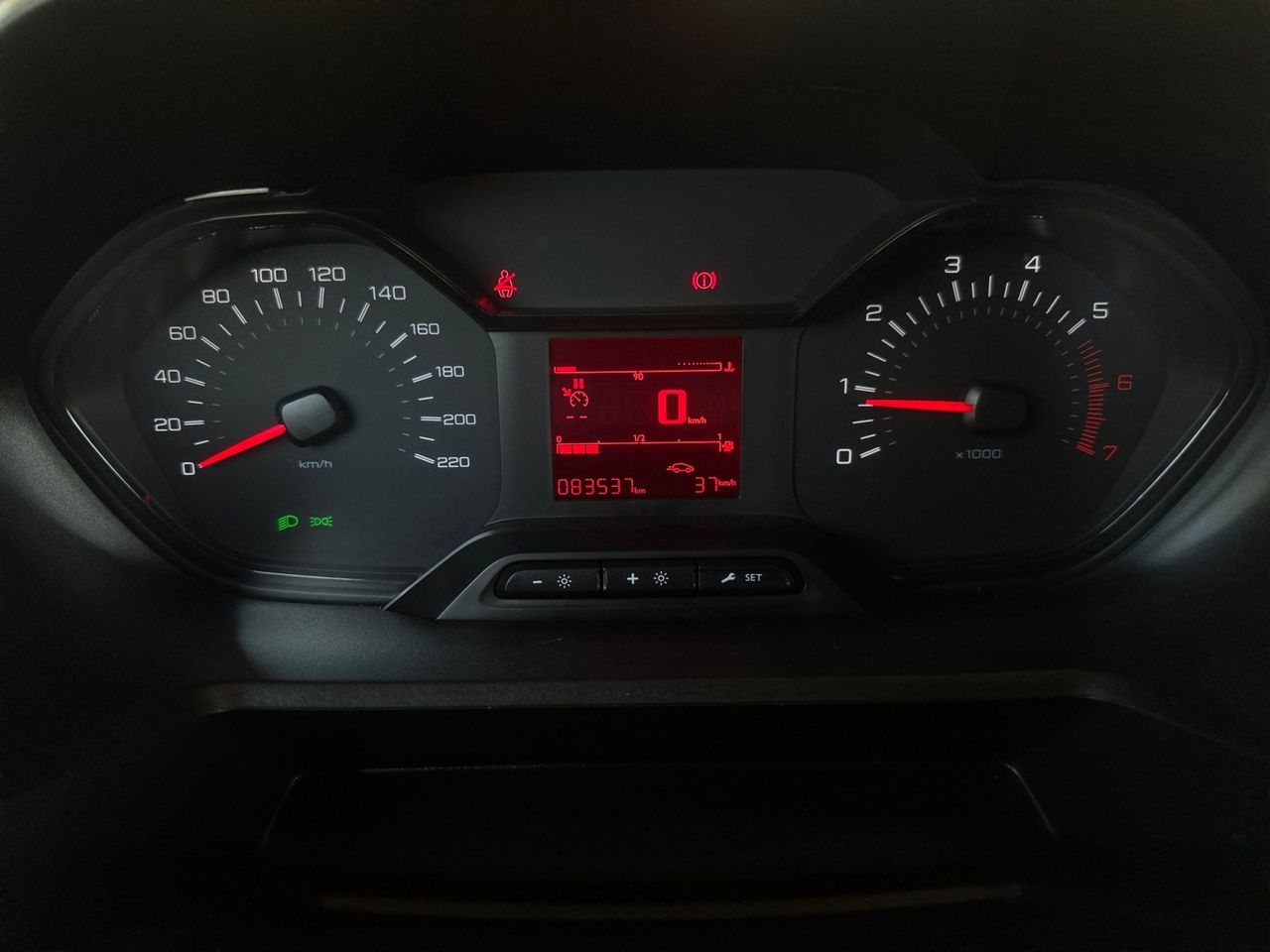 Peugeot Partner PRO STANDARD 600 KG BLUE HDI 100 CV - Foto 2