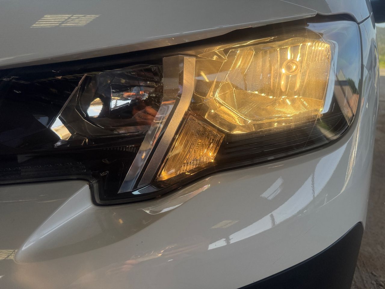 Peugeot Partner PRO STANDARD 600 KG BLUE HDI 100 CV - Foto 2