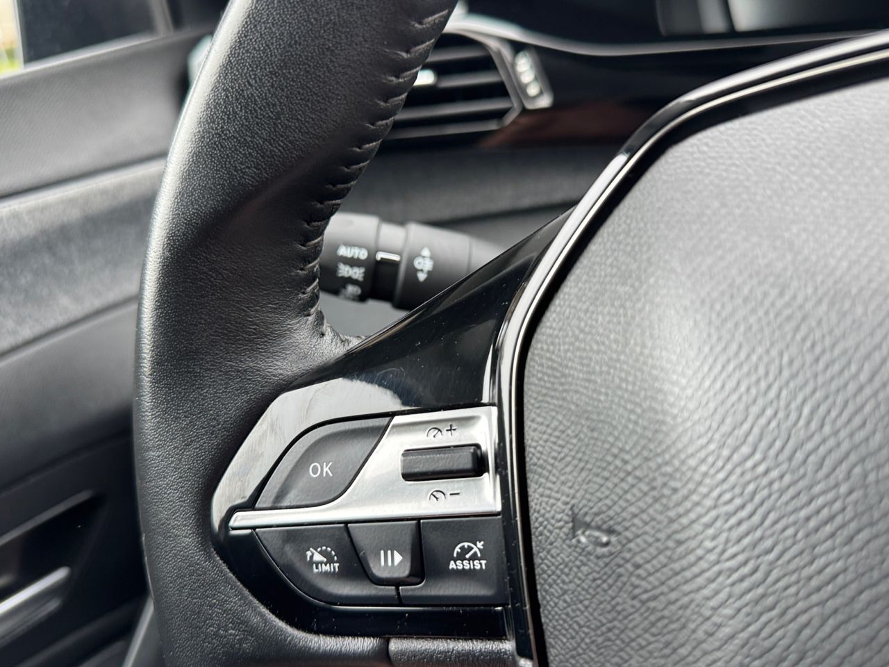 Peugeot 308 ALLURE BLUE HDI 130 CV - Foto 2