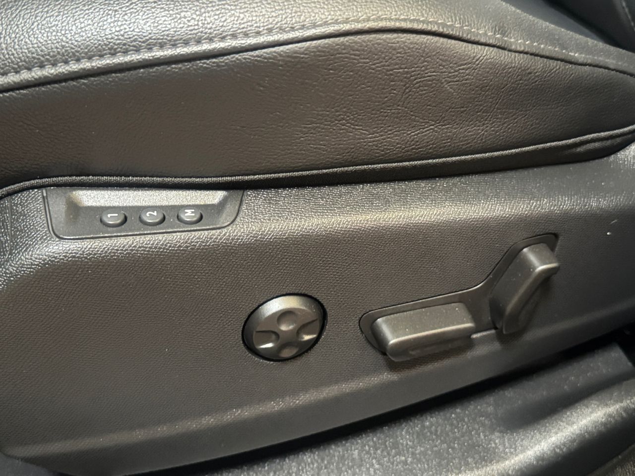 DS DS 7 Crossback E TENSE 225 LIGNE NOIRE - Foto 2