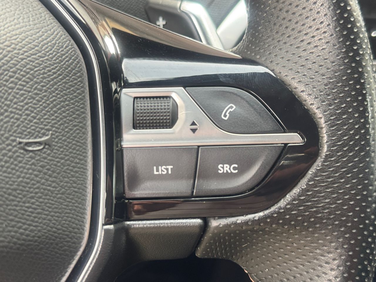 Peugeot 5008 GT BLUE HDI130 CV EAT8 - Foto 2