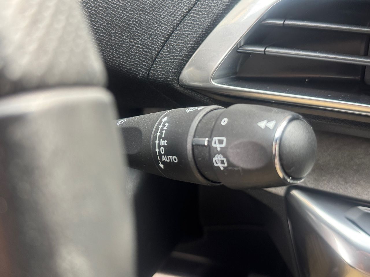 Peugeot 5008 GT BLUE HDI130 CV EAT8 - Foto 2