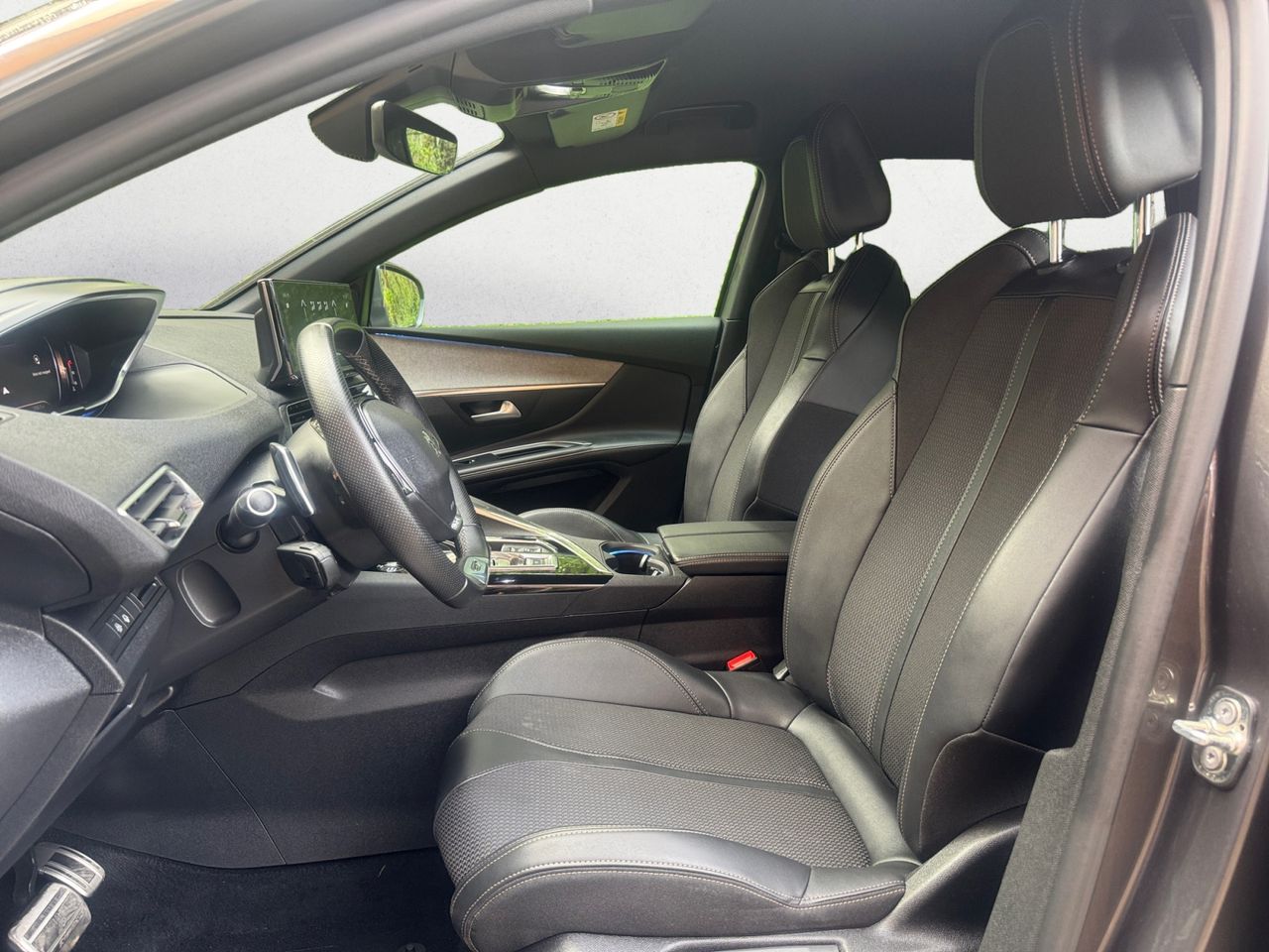 Peugeot 5008 GT BLUE HDI 130 CV EAT8 - Foto 2