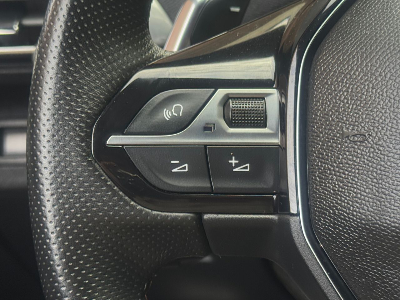 Peugeot 5008 GT BLUE HDI 130 CV EAT8 - Foto 2