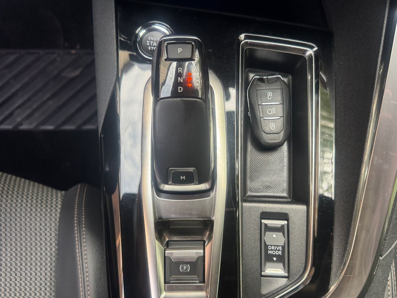 Peugeot 5008 GT BLUE HDI 130 CV EAT8 - Foto 2