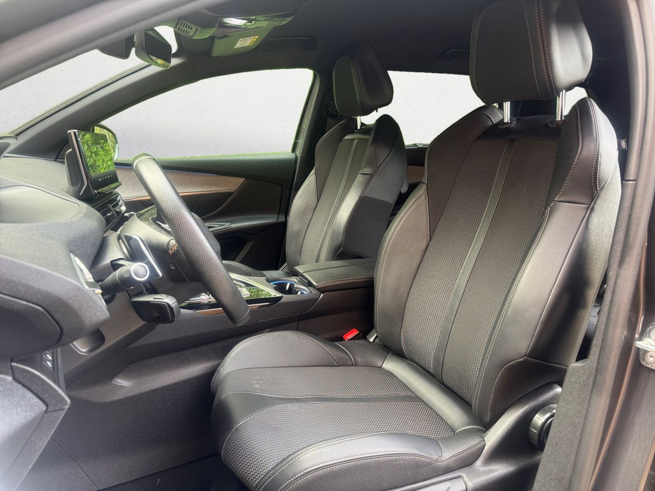 Peugeot 5008 GT BLUE HDI 130 CV EAT8 - Foto 2