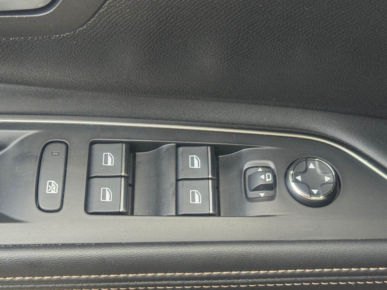 Peugeot 5008 GT BLUE HDI 130 CV EAT8 - Foto 2