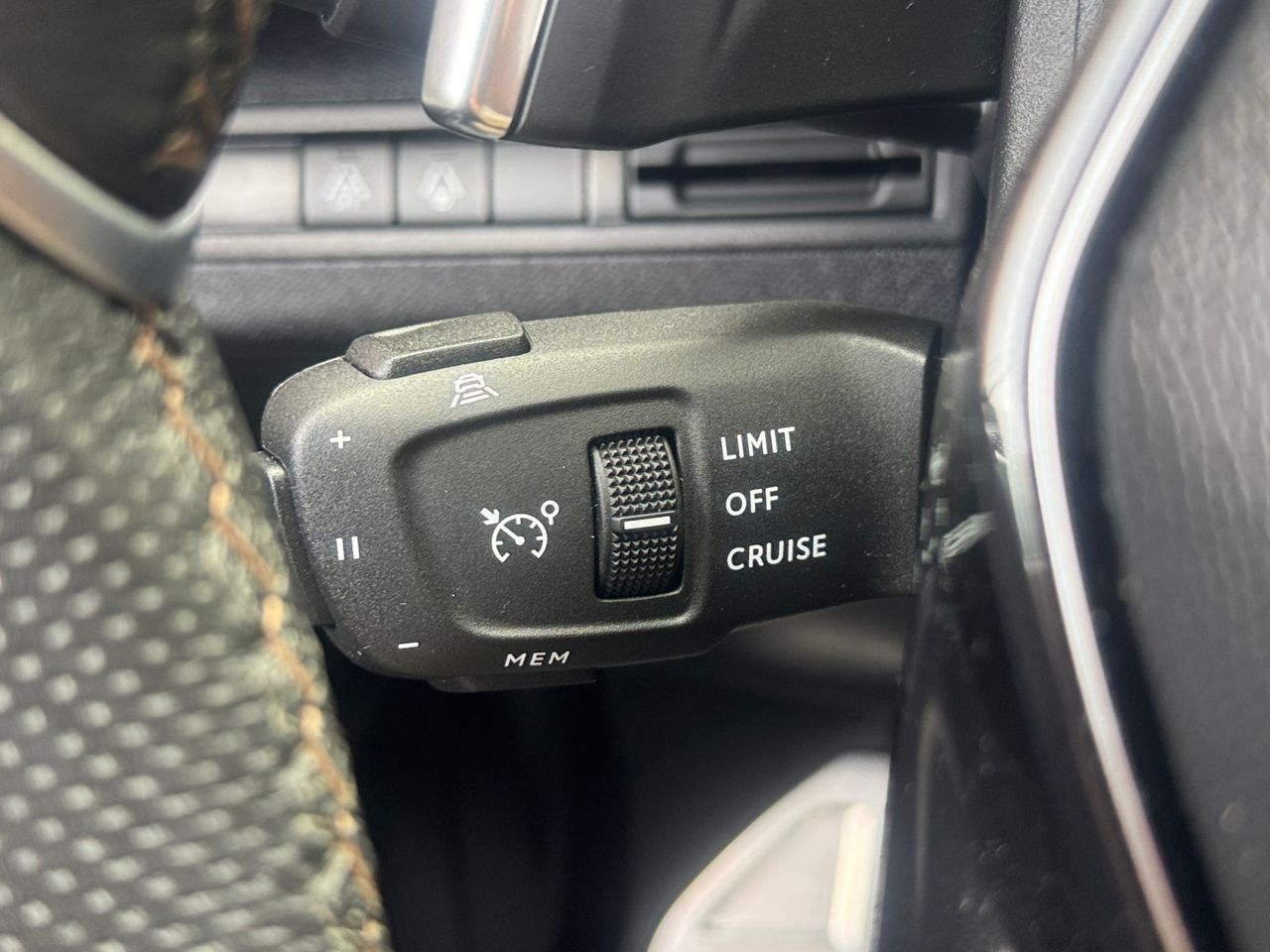 Peugeot 5008 GT BLUE HDI 130 CV EAT8 - Foto 2