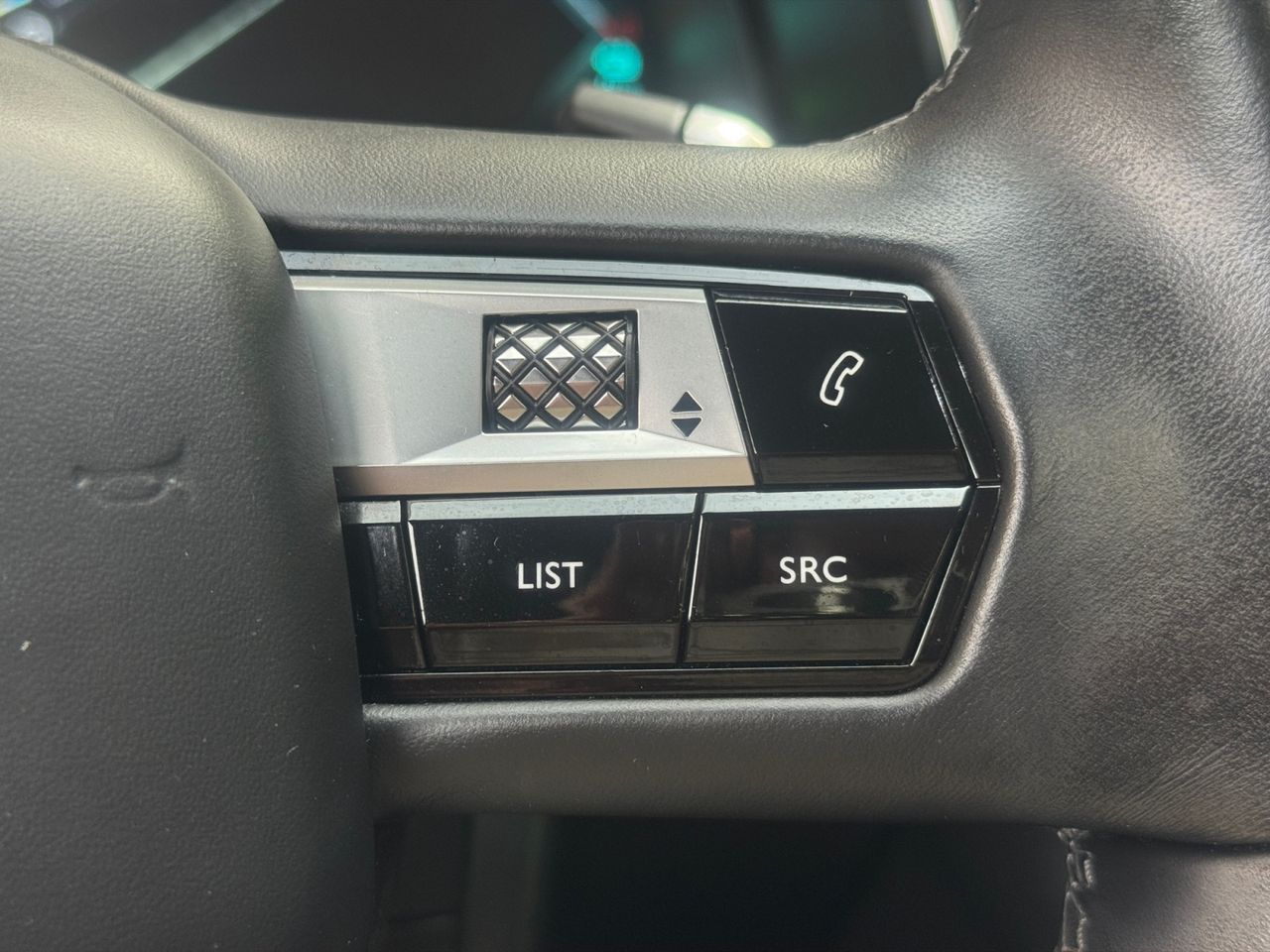 DS DS 7 Crossback E TENSE 300 4X4 LOUVRE - Foto 2