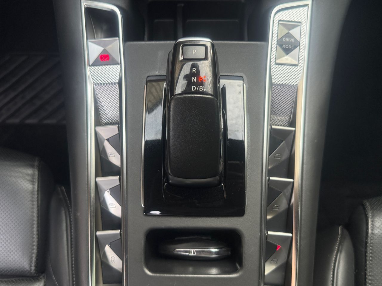 DS DS 7 Crossback E TENSE 300 4X4 LOUVRE - Foto 2