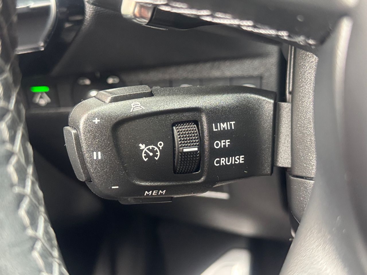 DS DS 7 Crossback E TENSE 225 LIGNE NOIRE - Foto 2