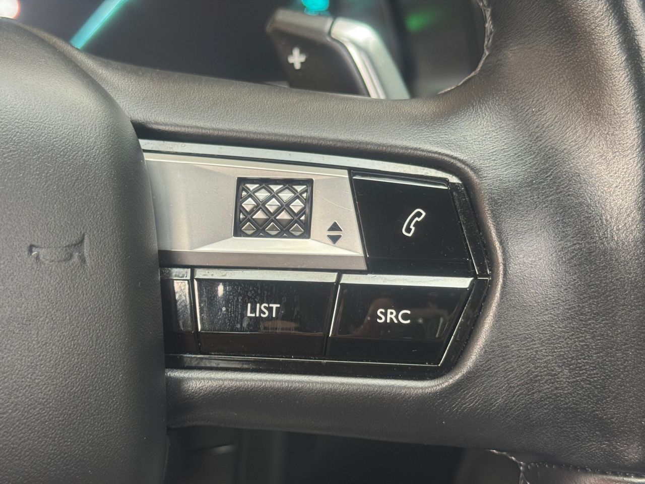 DS DS 7 Crossback E TENSE 225 LIGNE NOIRE - Foto 2